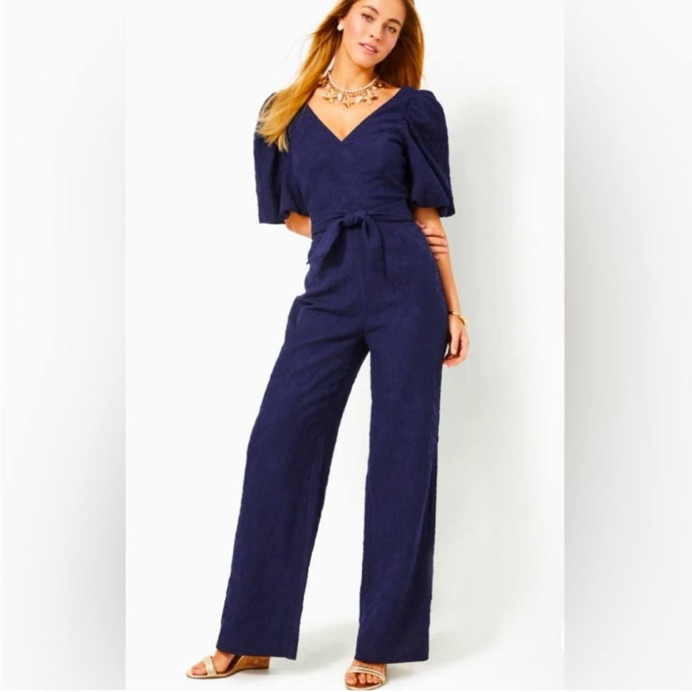 Lilly Pulitzer true navy kirrabelle short sleeve XS 00 short sleeve jumpsuit NWT